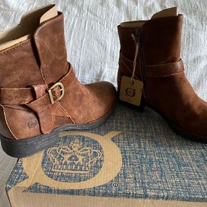 BORN Distressed Ankle Booties NWT